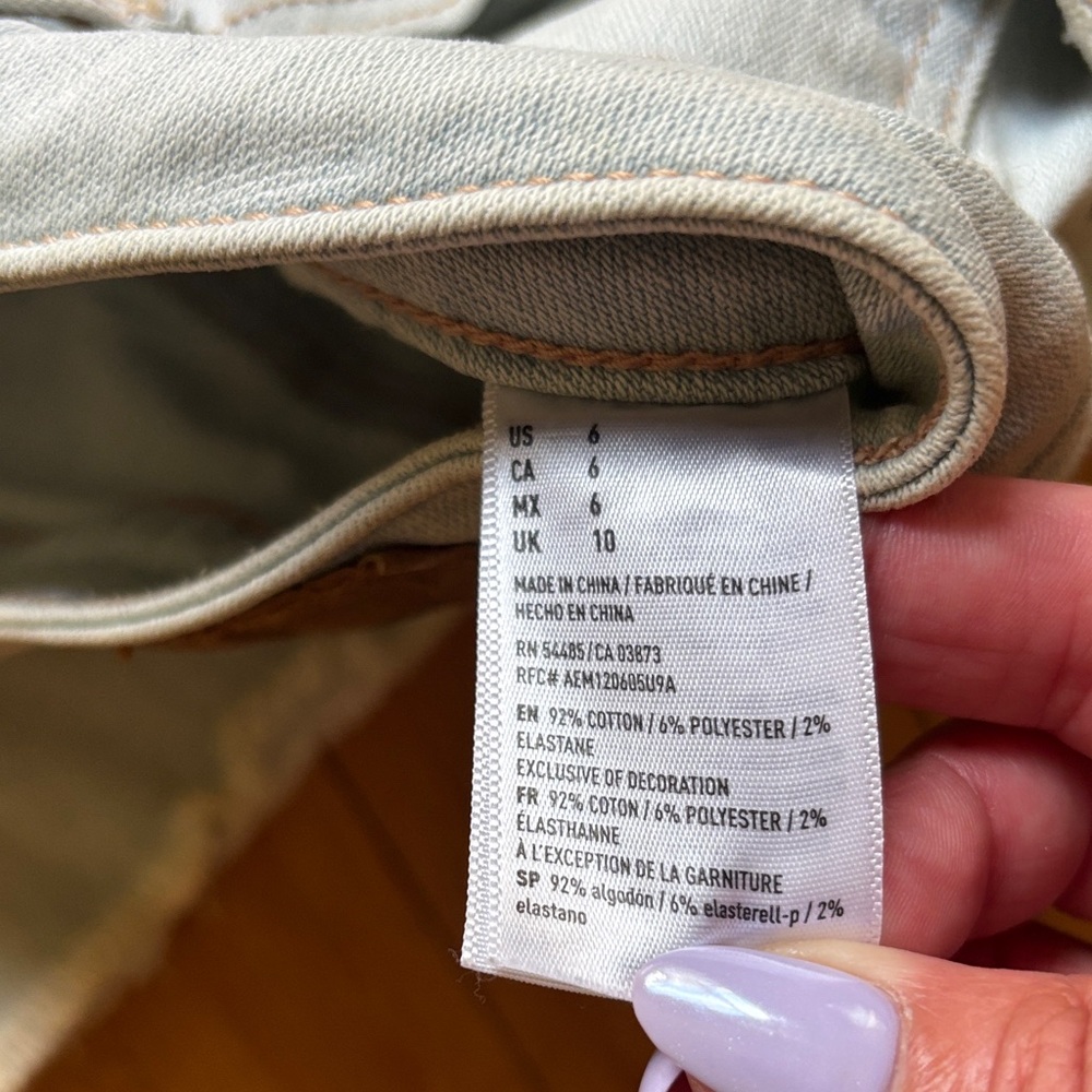 American Eagle Outfitters Light Wash Denim Mini Skirt - Picture 3 of 3